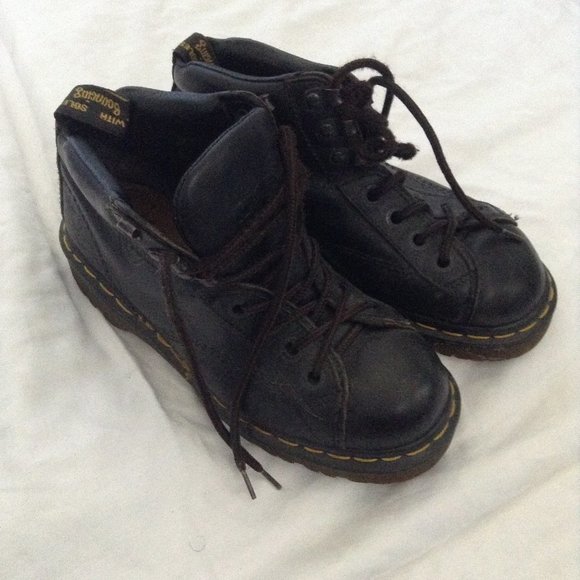 VTG 90s leather Dr Martens! - Picture 1 of 7
